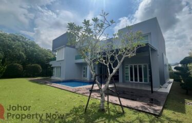 EAST LEDANG POOL VILLA CORNER BUNGALOW HOUSE