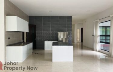East Ledang @ Noble Park – Bungalow with Pool