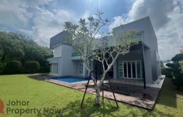 East Ledang @ Melody Park – Bungalow With Pool ( Corner )