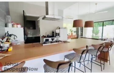 East Ledang @ Noble Park – Bungalow with Pool