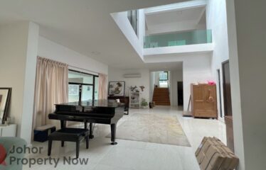 East Ledang @ Noble Park – Bungalow with Pool