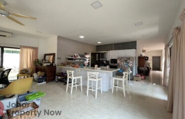 East Ledang @ Noble Park – Bungalow with Pool