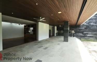 Ledang Heights – Bungalow With Pool ( Sale / Rent )