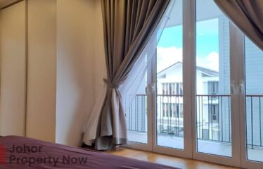 Emerald Bay – 4 Storey Link House Courtyard