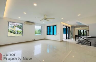 Ledang Heights – 2.5 Bungalow With Pool ( Sale / Rent )