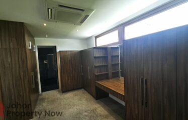 Ledang Heights – Bungalow With Pool ( Sale / Rent )