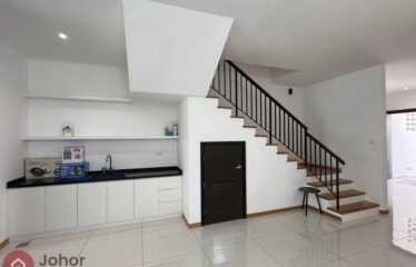Senibong Cove @ Waterway Residences – Terrace