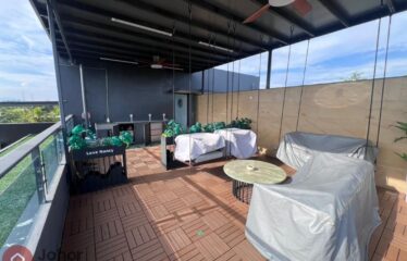 For Sale Forest City fringe villa