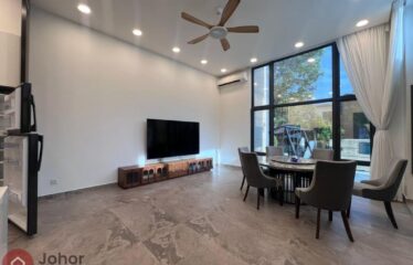 For Sale Forest City fringe villa