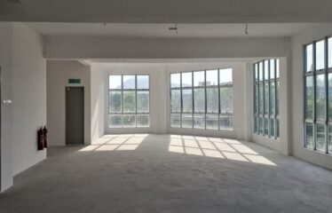 Tropicana Uplands @ Summit Commercial Hub ( Corner )