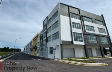Tropicana Uplands @ Summit Commercial Hub ( Corner )
