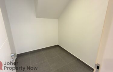 Emerald Bay – 4 Storey Link House Courtyard